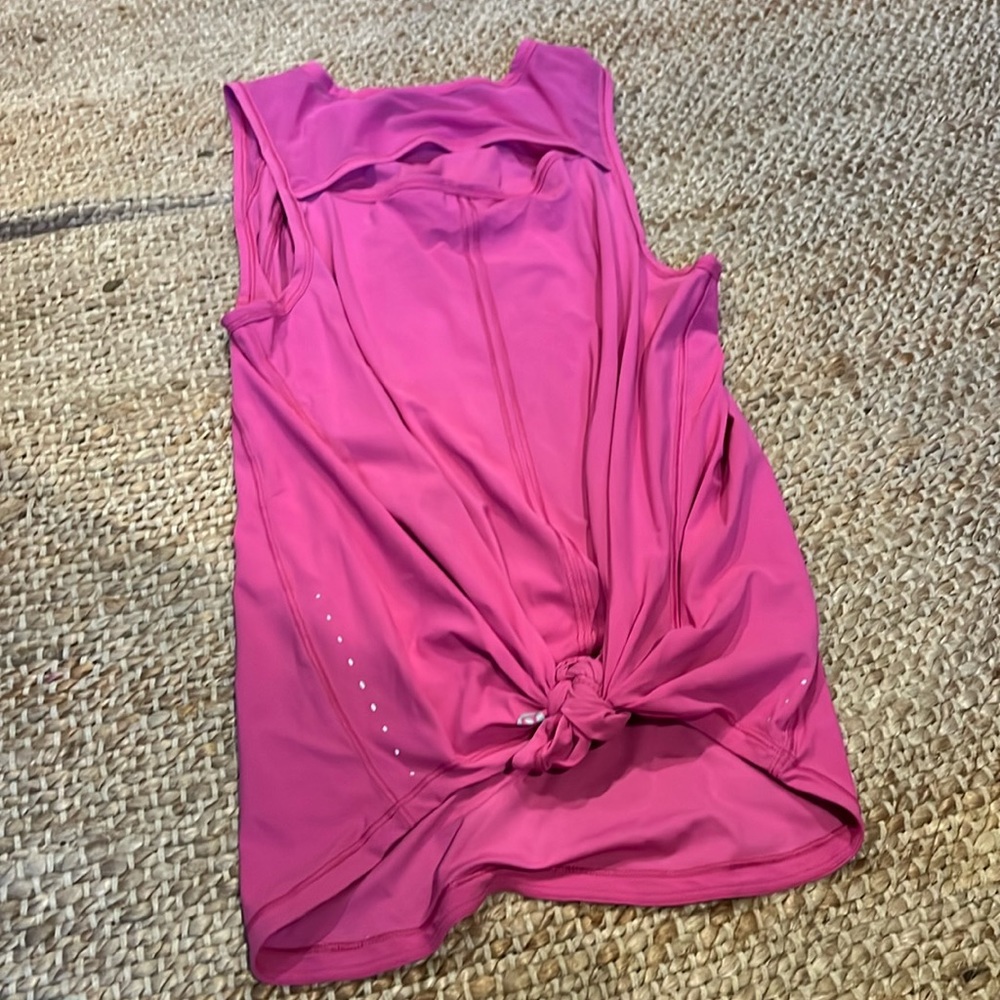 Lululemon tie-back tank, hot pink